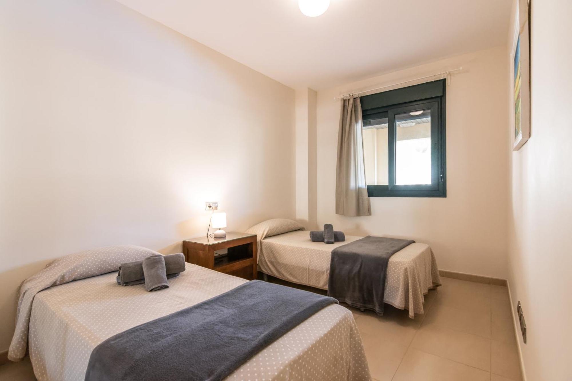Apartamento Playa Marina By H Isla del Moral Habitación foto