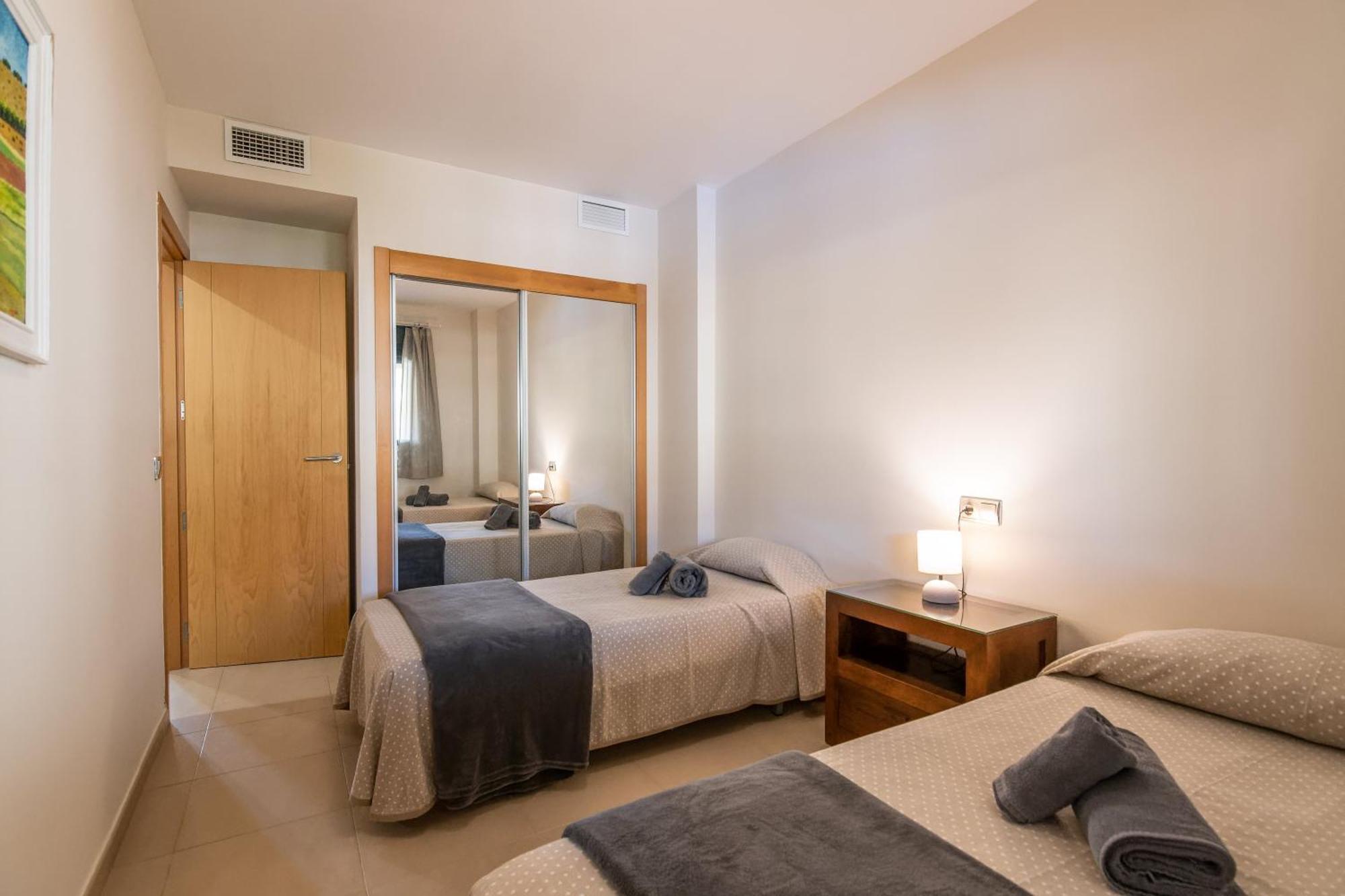 Apartamento Playa Marina By H Isla del Moral Habitación foto